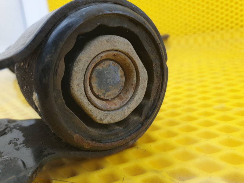 Рычаг Ford Focus 2006 2