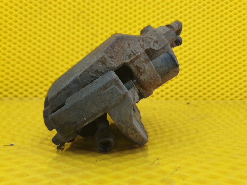 Суппорт Ford Focus 2006 2