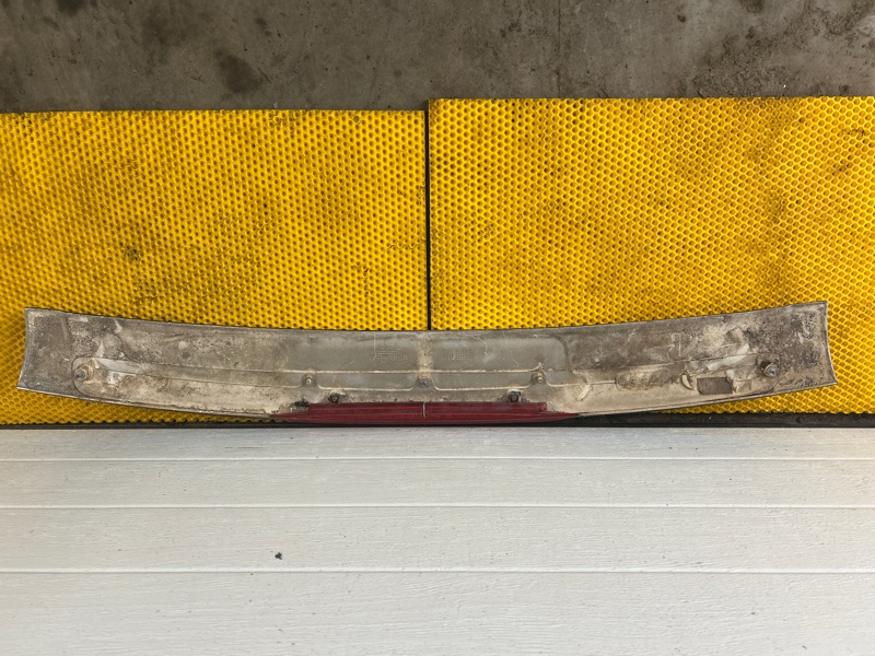 Спойлер Volkswagen Touareg 2003 7L6