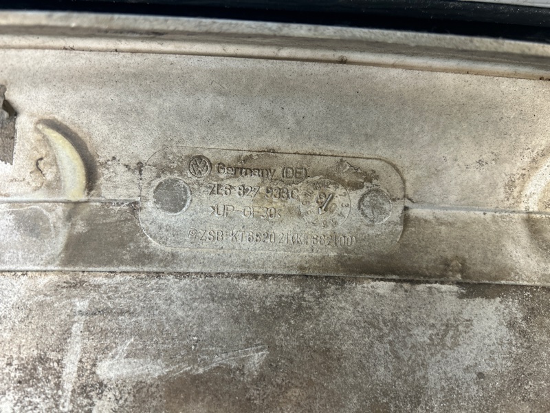 Спойлер Volkswagen Touareg 2003 7L6