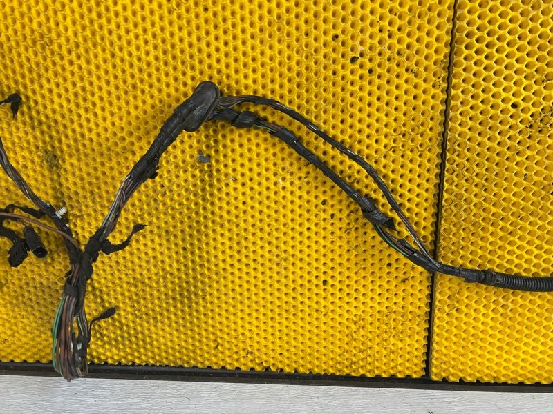 Проводка крышки багажника Volkswagen Touareg 2003 7L6