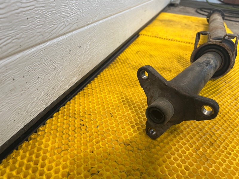 Вал карданный (кардан) Volkswagen Touareg 2003 7L6