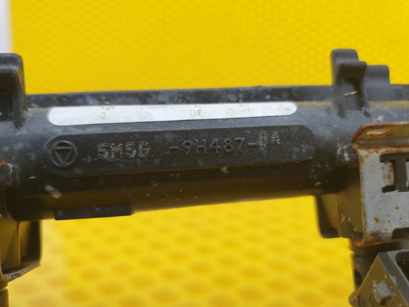 Рампа топливная Ford Focus 2006 2