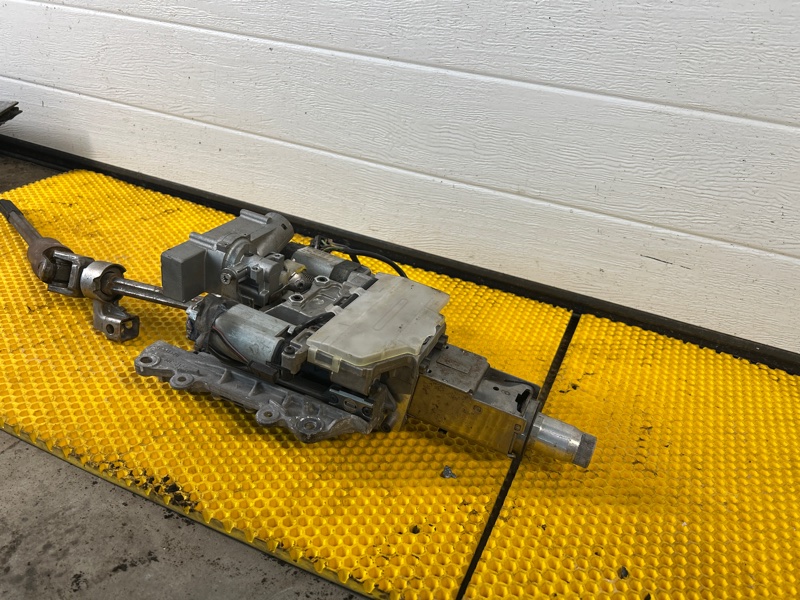 Колонка рулевая Volkswagen Touareg 2003 7L6