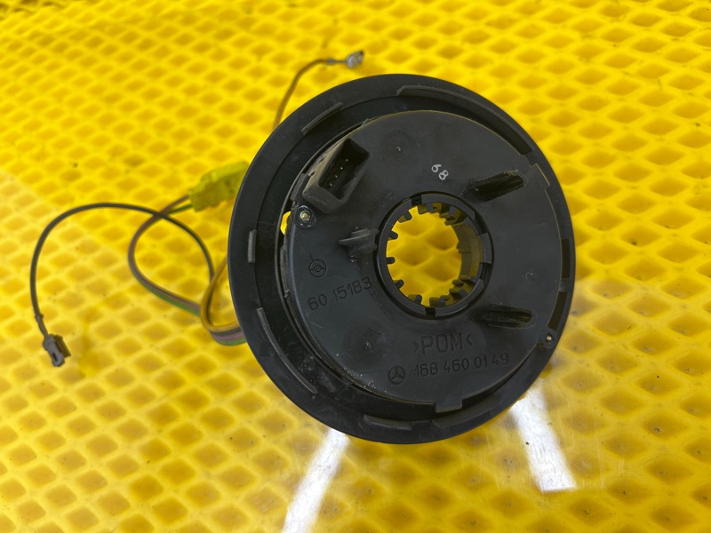 Подрулевой (шлейф) Mercedes-Benz e240 15.04.1998 210