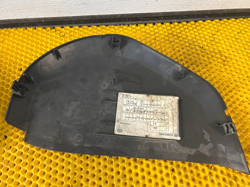 Накладка торпедо Volkswagen Touareg 2003 7L6