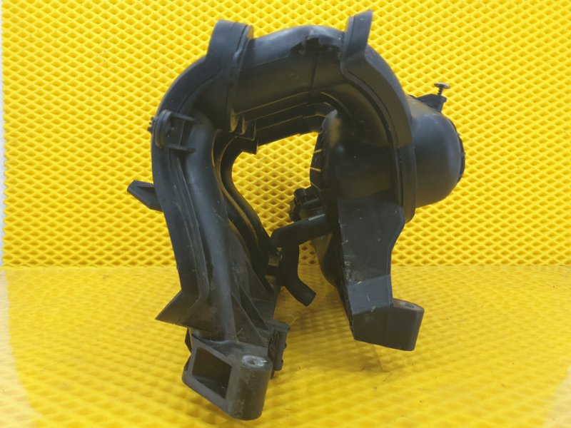 Коллектор впускной Ford Focus 2006 2