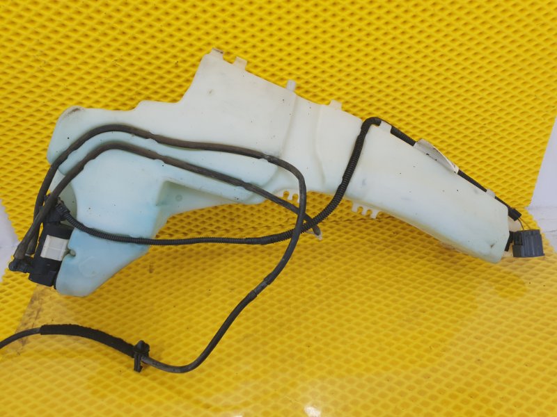 Бачок омывателя Ford Focus 2006 2