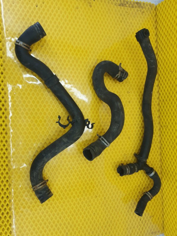 Шланг системы охлаждения Ford Focus 2006 2