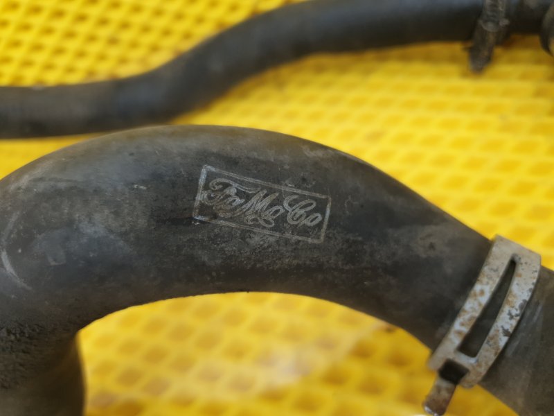 Шланг системы охлаждения Ford Focus 2006 2