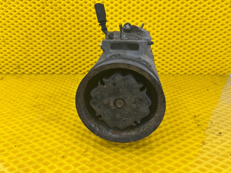 Компрессор кондиционера Volkswagen Touareg 2003 7L6