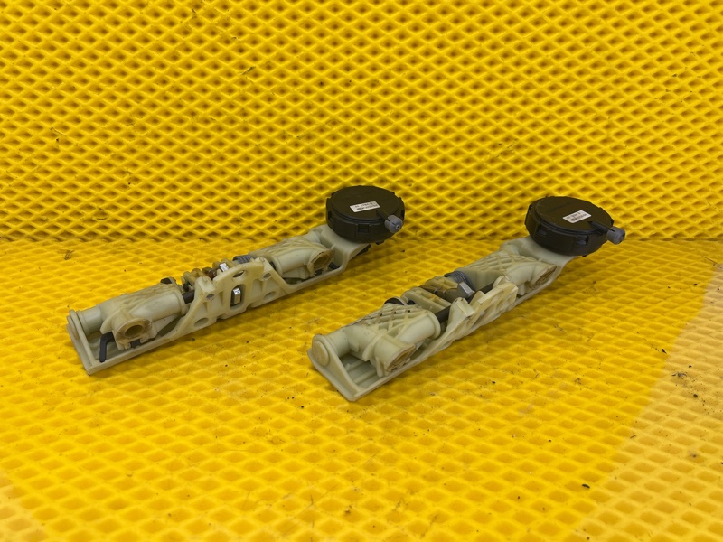 Моторчик регулировки подголовника Mercedes-Benz e240 15.04.1998 210