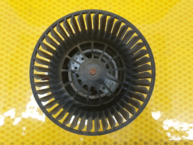 Мотор отопителя (вентилятор печки Ford Focus 2006 2