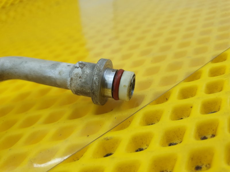 Трубка кондиционера Ford Focus 2006 2