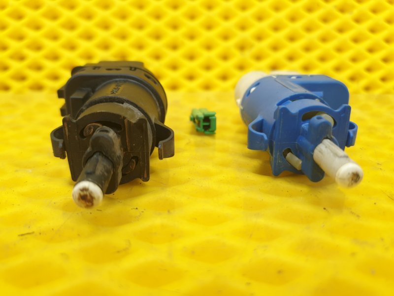 Датчик педали тормоза Ford Focus 2006 2