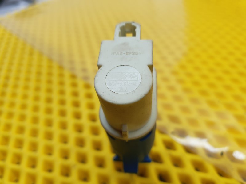 Датчик педали тормоза Ford Focus 2006 2