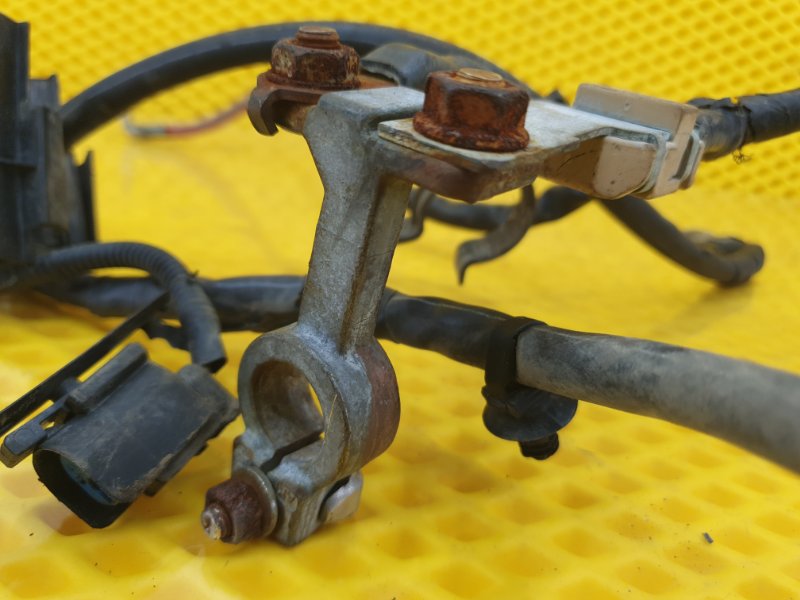 Провод генератора стартера вывод B+ Ford Focus 2006 2