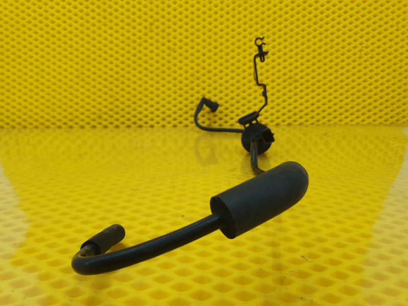 Клапан вентиляции топливного бака Ford Focus 2006 2