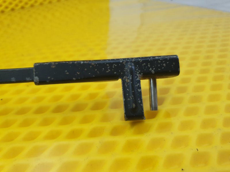 Поводок дворника Ford Focus 2006 2