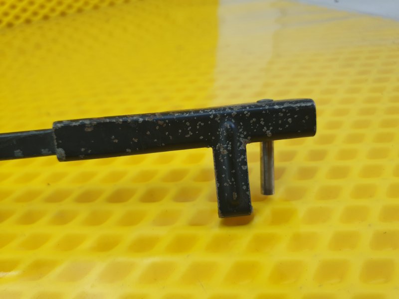 Поводок дворника Ford Focus 2006 2