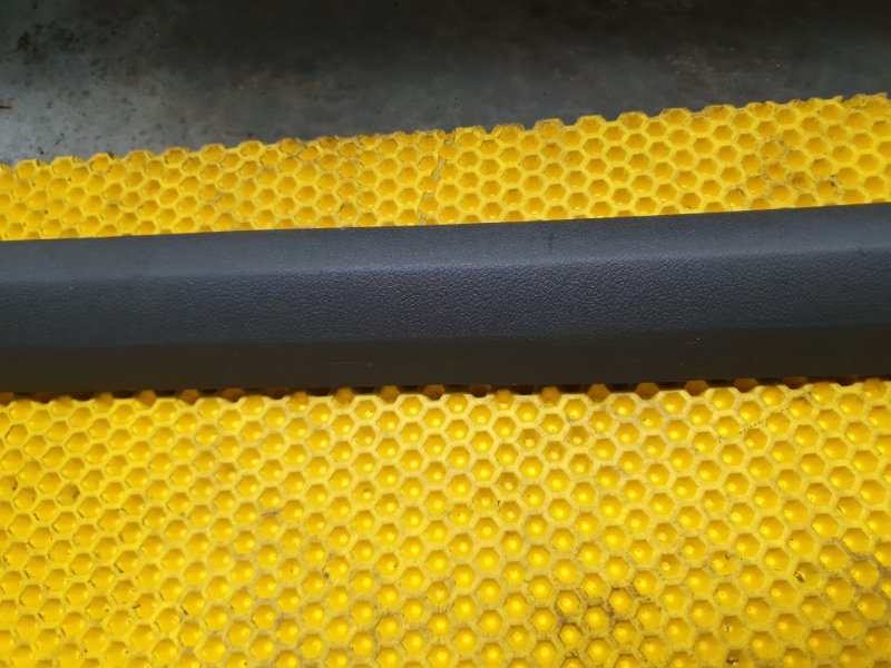 Накладка порога внутренняя Ford Focus 2006 2