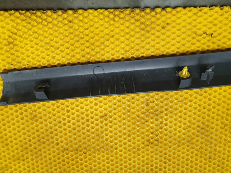 Накладка порога внутренняя Ford Focus 2006 2