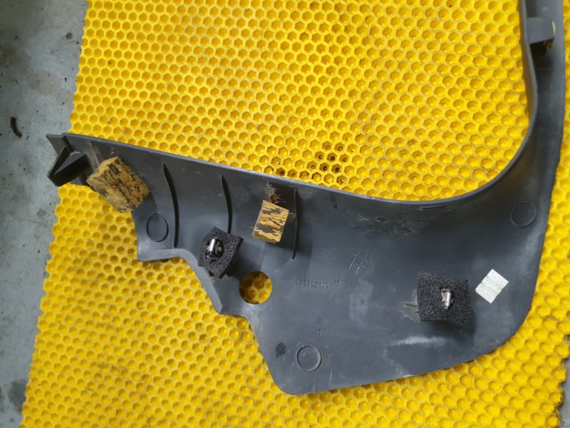 Накладка порога внутренняя Ford Focus 2006 2