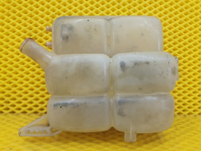 Бачок расширительный Ford Focus 2006 2