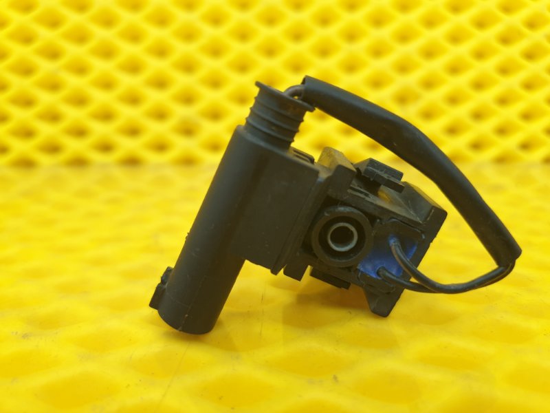 Форсунка омывателя лобового стекла Mercedes-Benz S-Class 2004 W220