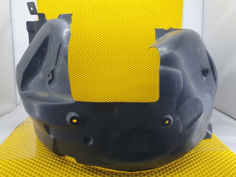 Подкрылок Ford Mustang 2017 S550