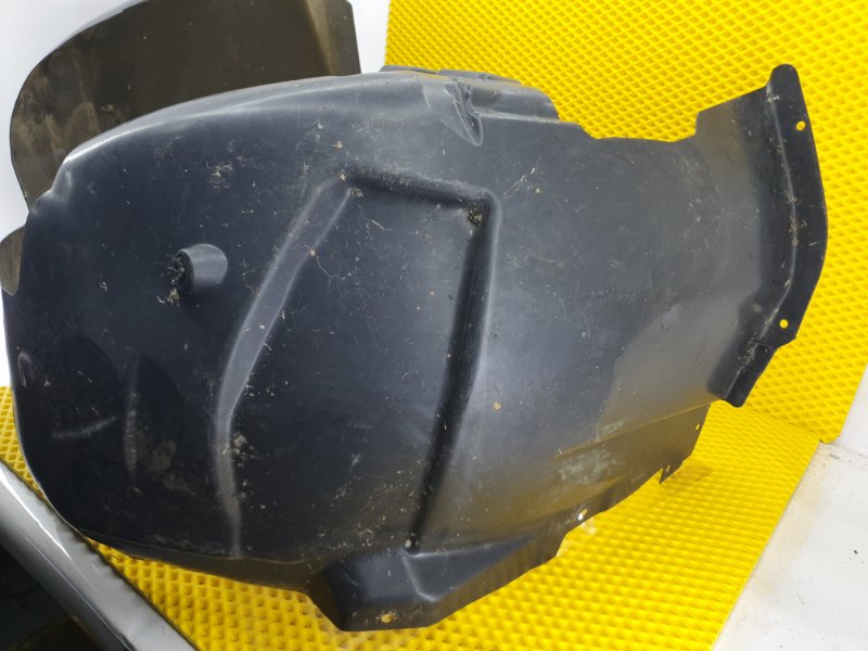 Подкрылок Ford Mustang 2017 S550