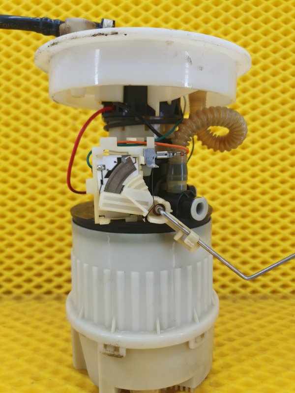 Бензонасос Ford Focus 2006 2