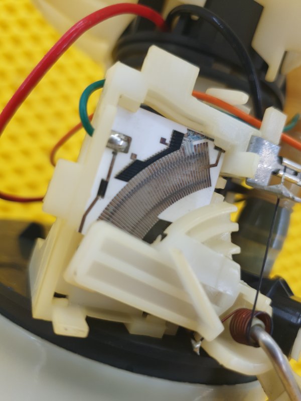 Бензонасос Ford Focus 2006 2