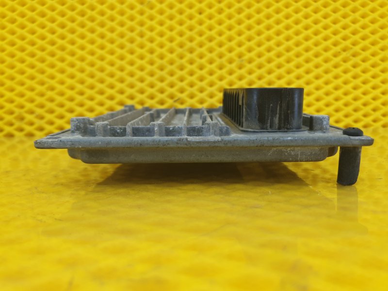 Блок управления двигателем (ЭБУ ДВС) Ford Focus 2006 2