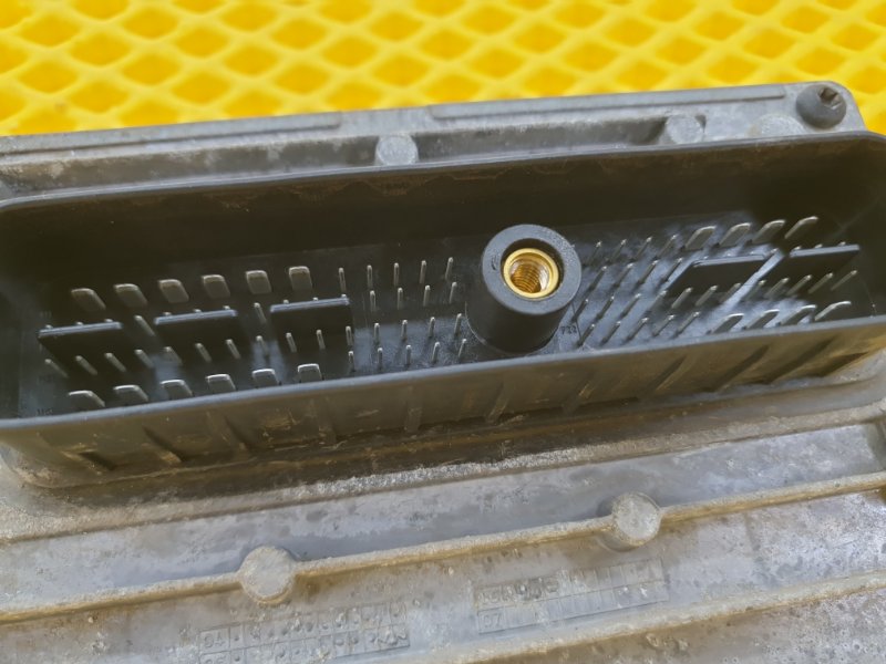 Блок управления двигателем (ЭБУ ДВС) Ford Focus 2006 2