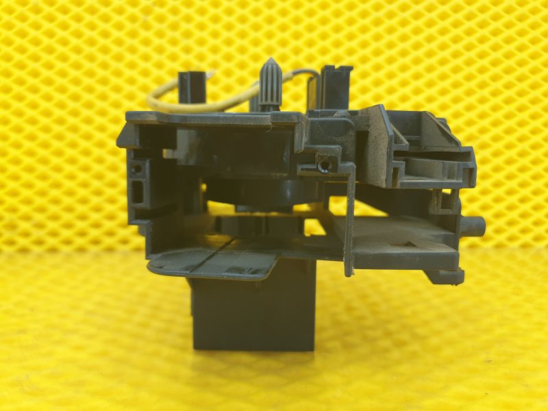 Подрулевой шлейф (кольцо SRS) Ford Focus 2006 2