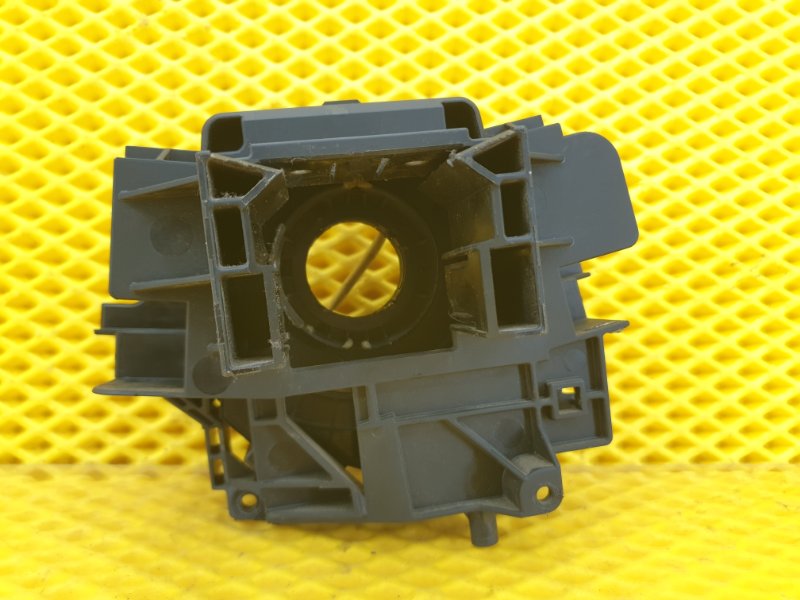 Подрулевой шлейф (кольцо SRS) Ford Focus 2006 2