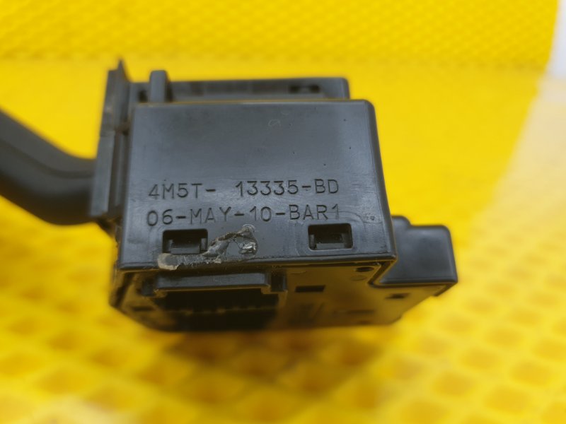 Переключатель поворотов подрулевой Ford Focus 2006 2