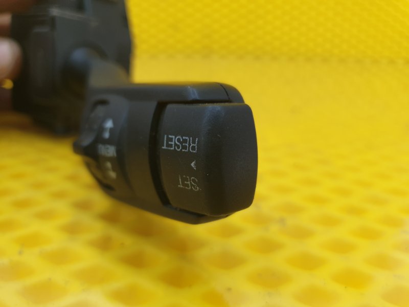 Переключатель поворотов подрулевой Ford Focus 2006 2