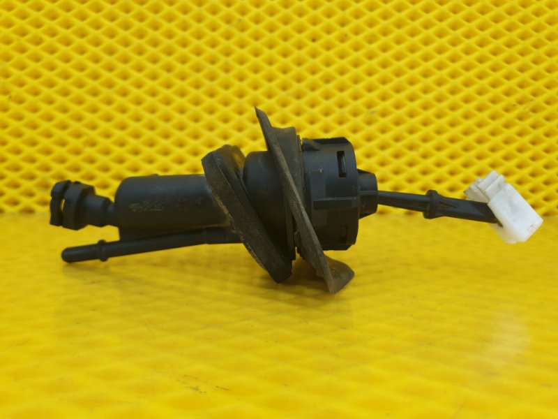 Главный цилиндр сцепления Ford Focus 2006 2