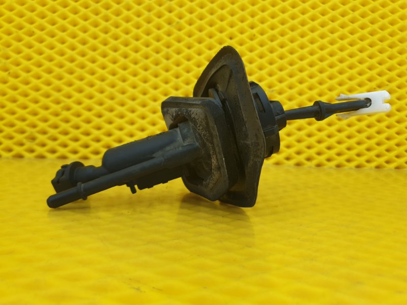 Главный цилиндр сцепления Ford Focus 2006 2