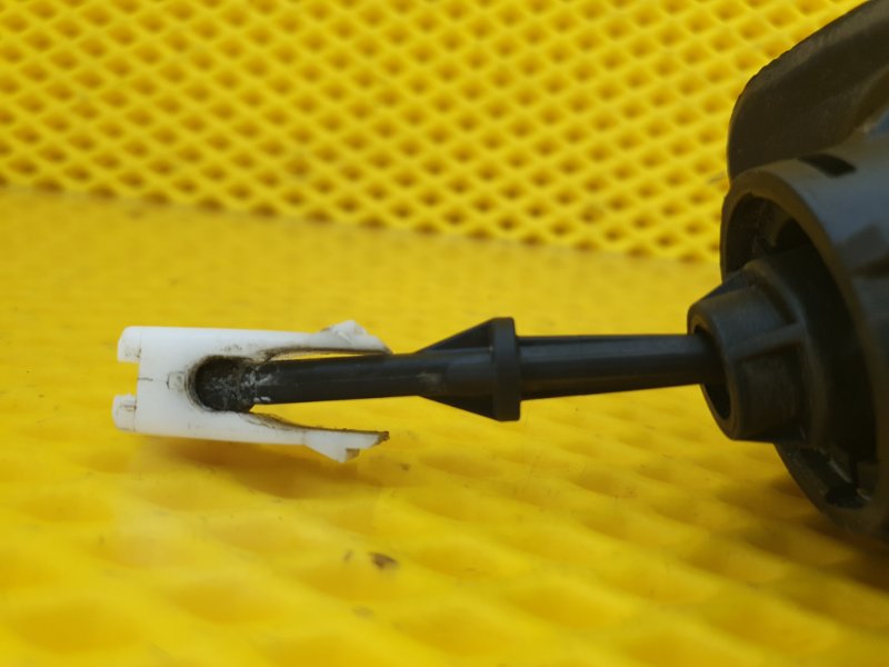 Главный цилиндр сцепления Ford Focus 2006 2