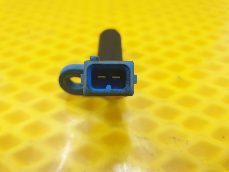 Датчик коленвала Ford Focus 2006 2