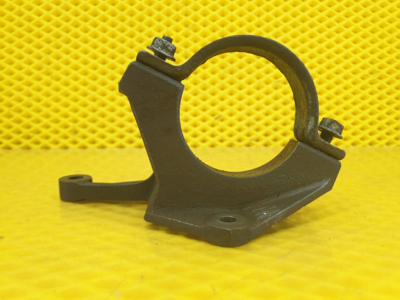 Кронштейн промежуточного вала Ford Focus 2006 2