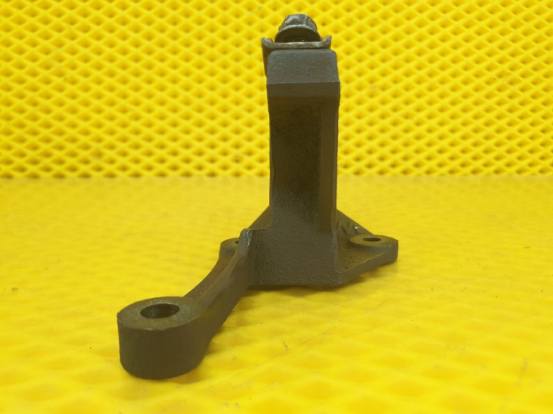 Кронштейн промежуточного вала Ford Focus 2006 2