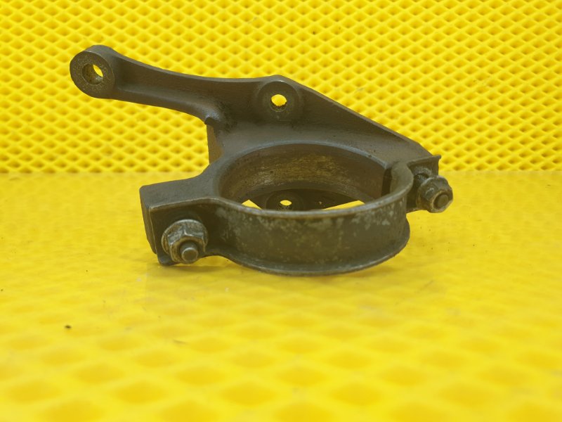 Кронштейн промежуточного вала Ford Focus 2006 2