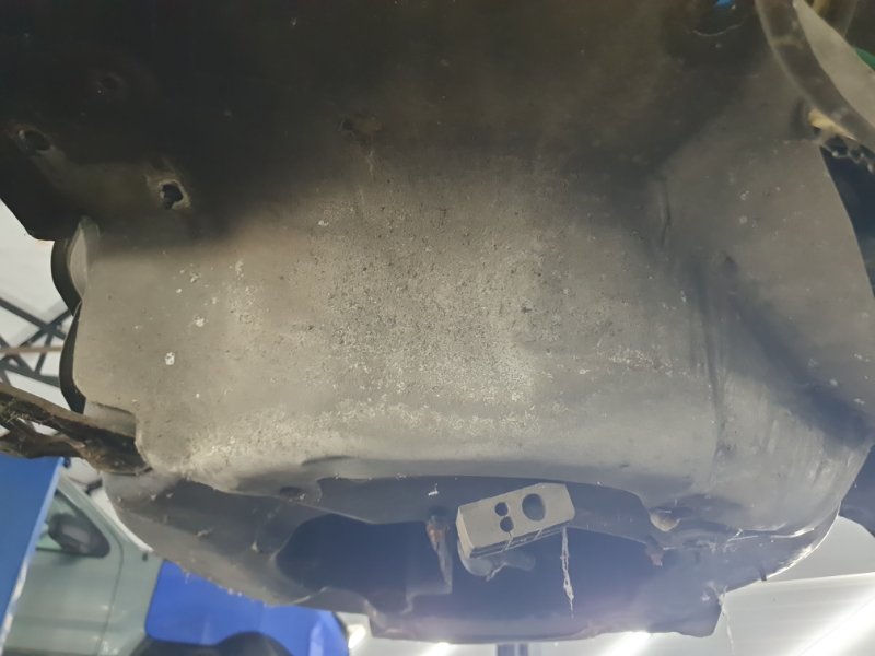 Ниша запасного колеса Volkswagen Phaeton 2005 3D2