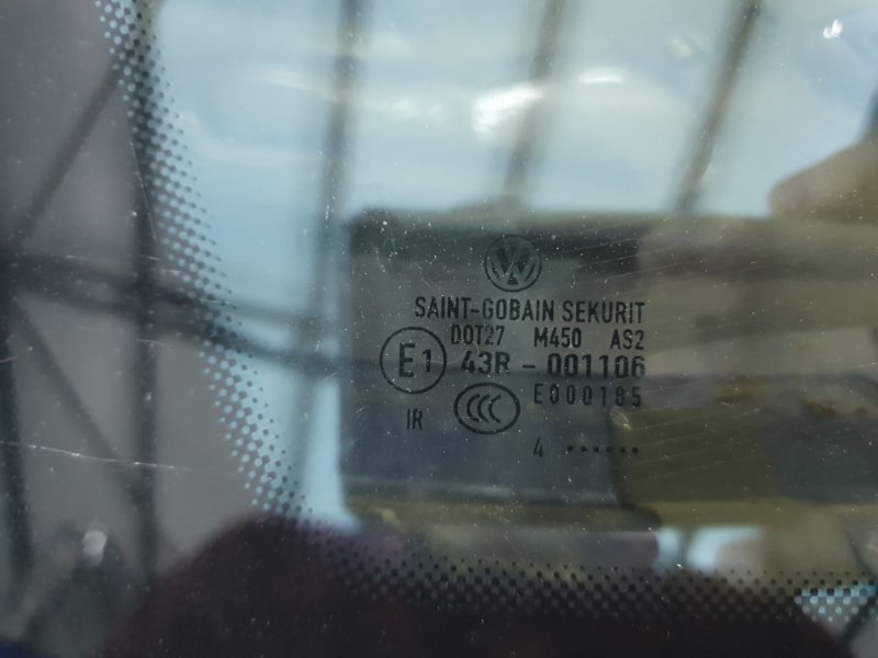 Стекло заднее Volkswagen Phaeton 2005 3D2