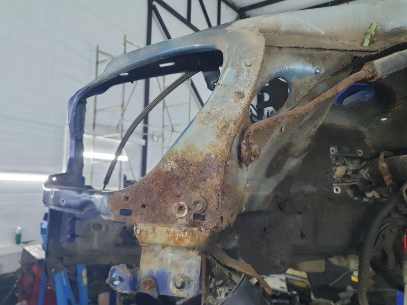 Четверть передняя левая (лонжерон) Volkswagen Phaeton 2005 3D2