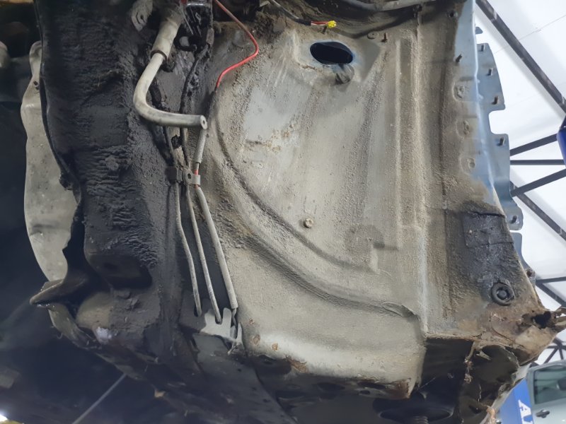 Четверть передняя левая (лонжерон) Volkswagen Phaeton 2005 3D2